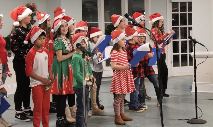 Cabaret Carolers warm up the winter with song